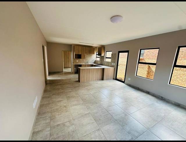 4 BEDROOM HOUSE FOR SALE IN WITBANK CENTRAL